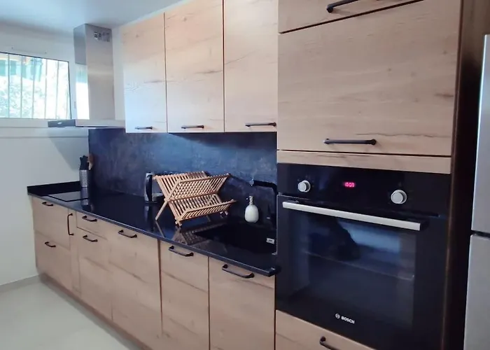 Rez De Villa, Et Sa Terrasse A דירה *